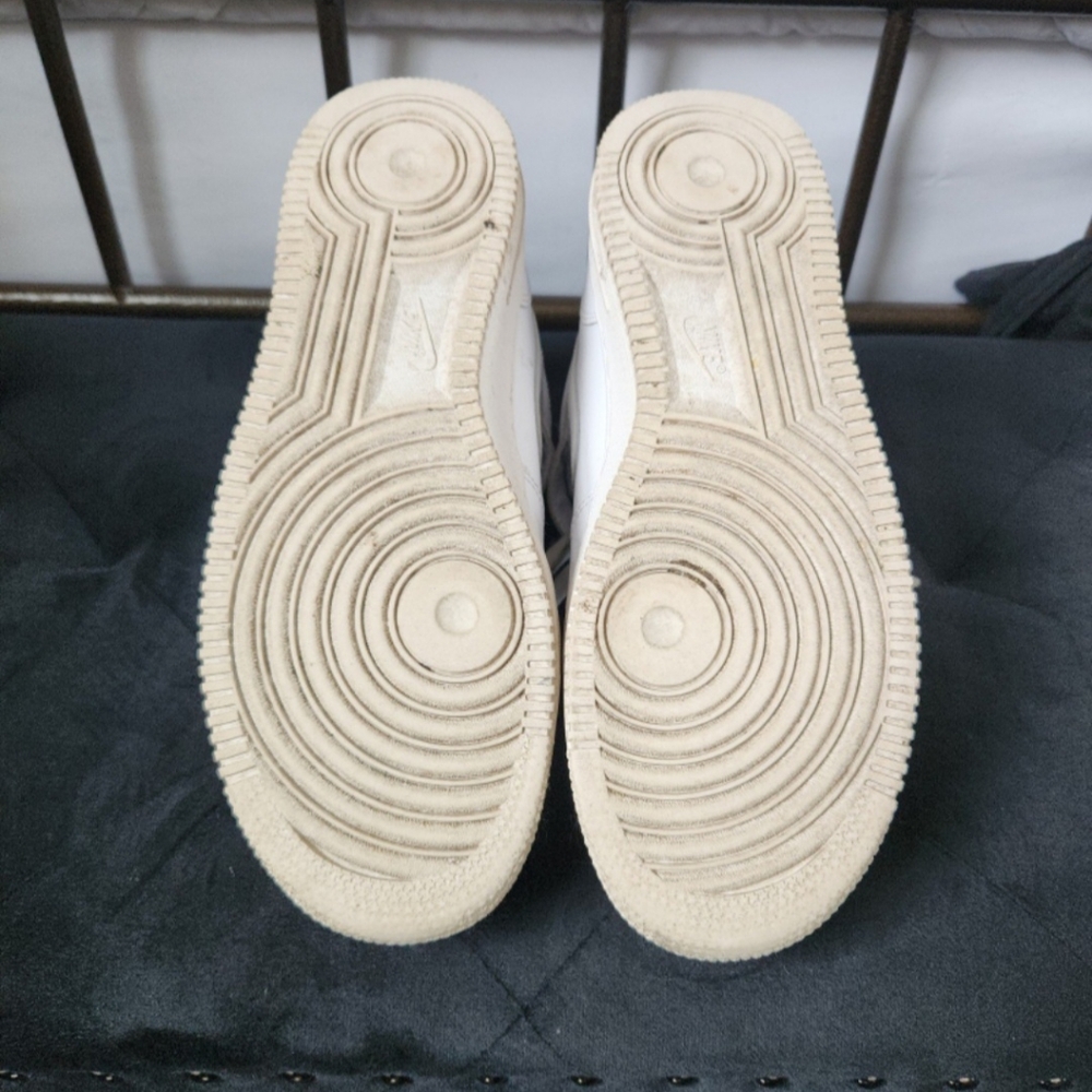 Air forces - Picture 5 of 5